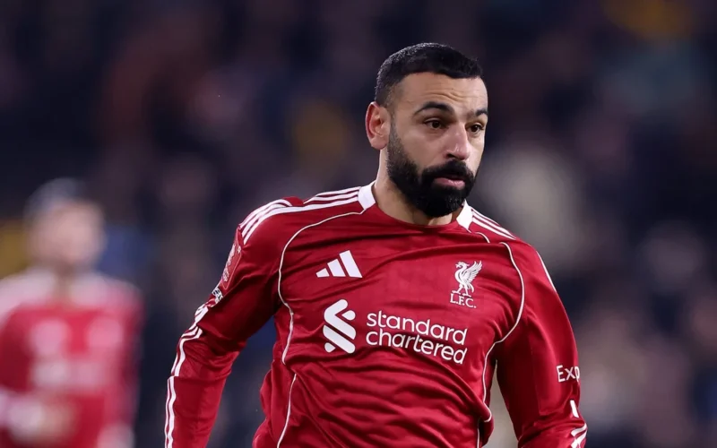 ليفربول يراقب نجم الاتحاد لتعويض الرحيل المحتمل للمصري محمد صلاح عن الفريق